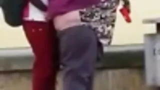 Un porno amateur francais Américain baise un Japonais. Écolière aux cheveux roses.