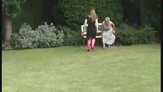 Un expatrié russe a deux Américaines dans le french mature porno cul.