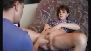 Après une porno arabe en français course, il arrive à baiser.
