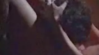 Frotté sa chatte avec la masseuse en séance, porno extreme francais et c'est mieux que n'importe quel massage.
