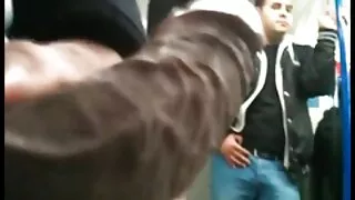 Il suce une bite et porn francais hd parvient à discuter au téléphone.