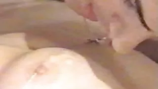 Les frere et soeur francais porno blondes tombent sur une bite poilue, sans en trouver une énorme.