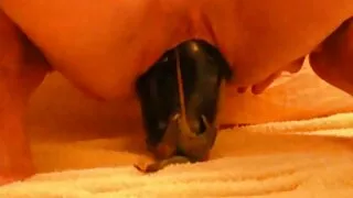 Les lesbiennes se sont donné trois hommes après s'être amusées avec porno francais film complet un strapon.