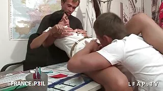 Blonde porno francais sextape baisée par un médecin. rida